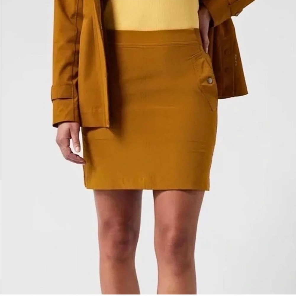 athleta vienna cargo skort skirt small 4 gold tan neutral